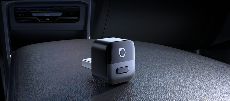 車内でOttoDrive OSを使用する様子