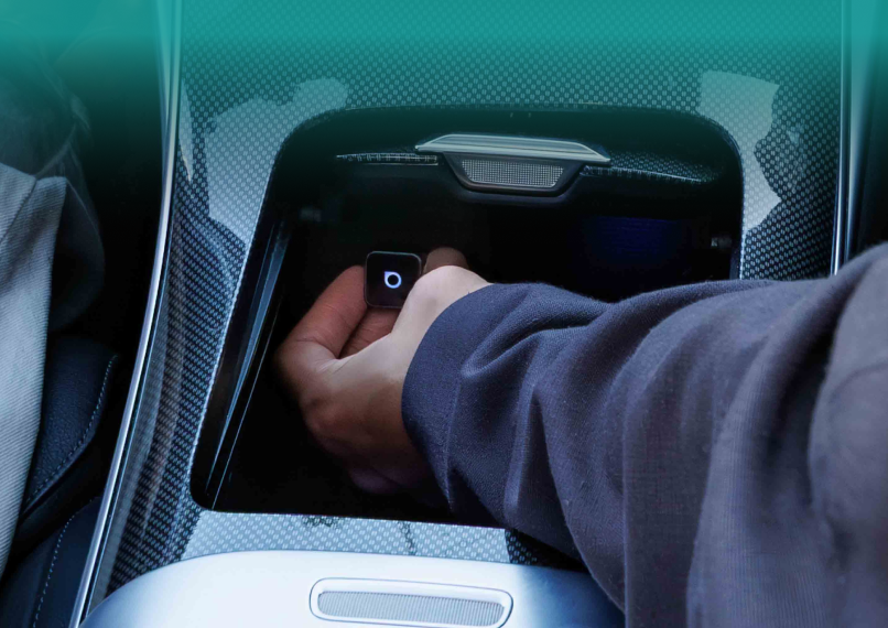 <p><strong>差すだけでかんたん操作</strong></p>