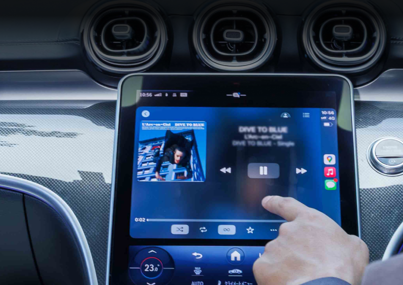 <p><strong>毎日の運転をもっと楽に</strong></p>