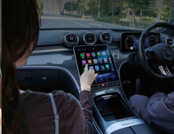 <p><strong>途切れなしで快適ワイヤレスCarPlay＆Android Auto</strong></p>